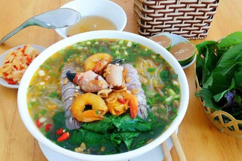Dac-san-ha-long-toplist-nhung-mon-an-ngon.jpg